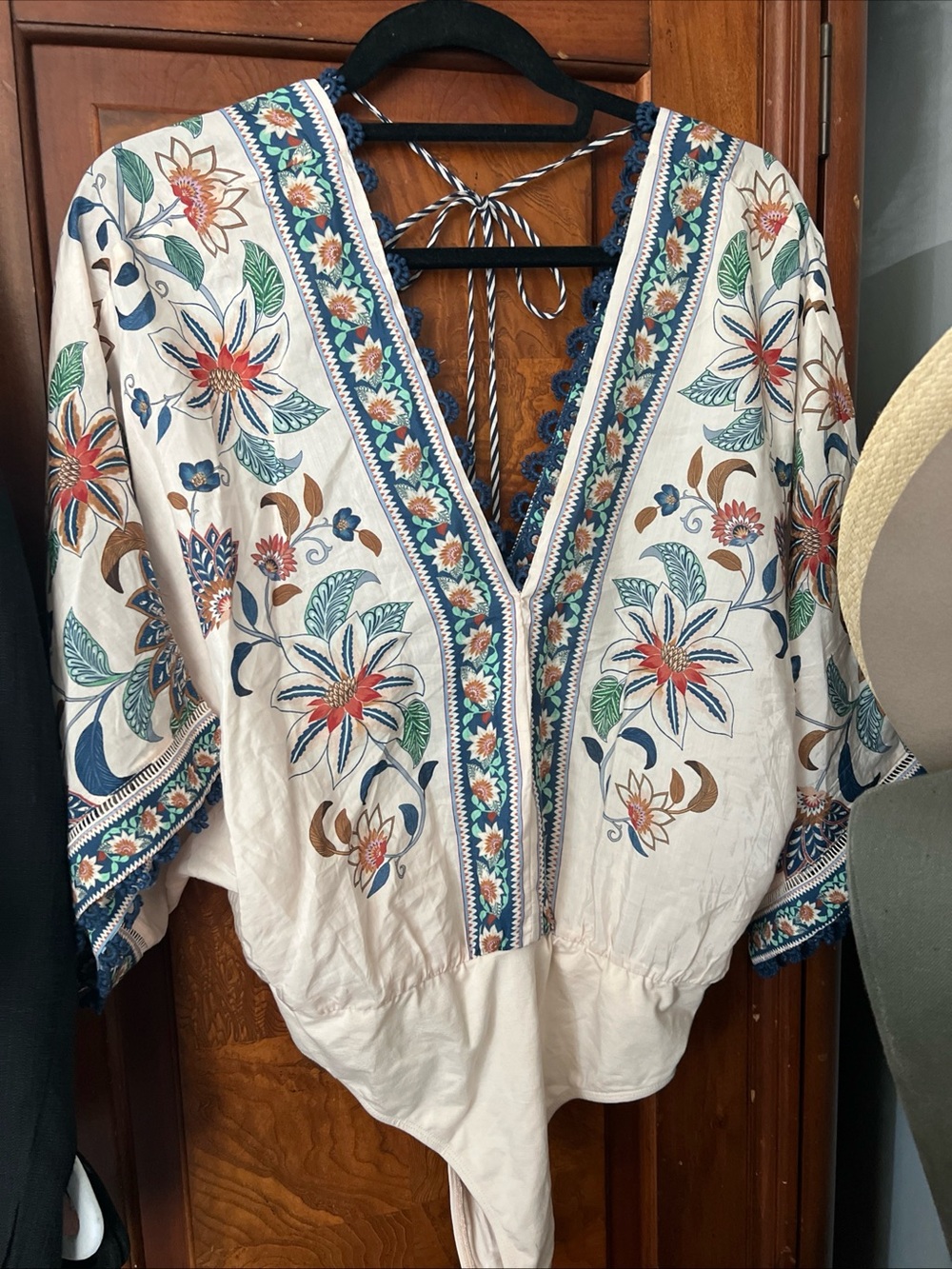 FARM Rio floral Delhi tapestry blouse/Bodysuit